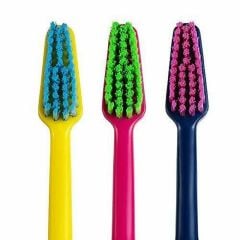 Günlük Diş Fırçası Select Colour Soft 3 Lü (Renkli Başlıklı) Fuşya-Yeşil-Pembe